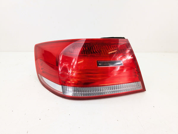 BMW E92 M3 335i 328i Pre-LCI Left Outer Quarter Panel Tail Light 7174403