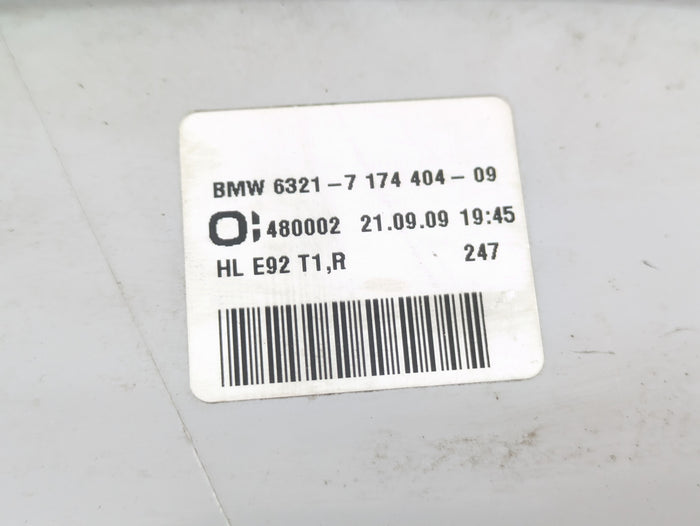 BMW E92 M3 335i 328i Pre-LCI Right Outer Quarter Panel Tail Light 7174404