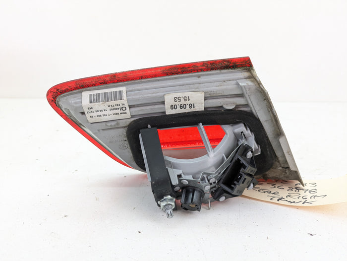 BMW E92 M3 328i 335i Pre-LCI Passenger Side Inner Trunk Tail Light 7162300