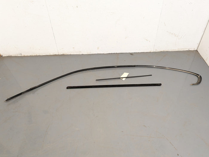 BMW E92 M3 335i 328i Right/Passenger Side Flat Black Window Trim Set 7119079