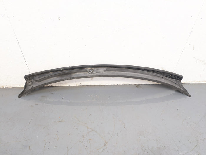 BMW E46 M3 Convertible Windshield Cowl 8208483