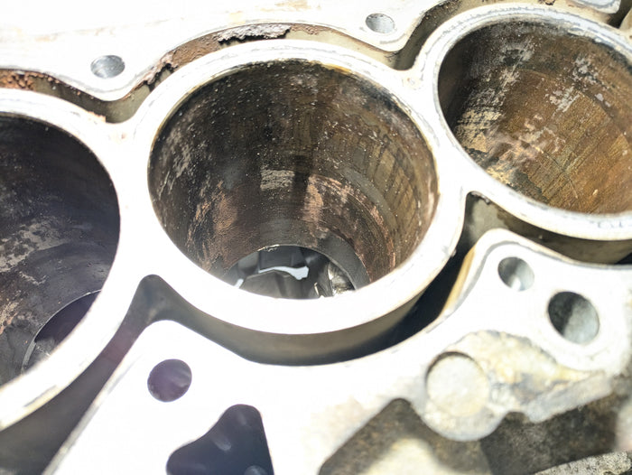 Ford Focus RS 2.3L EcoBoost Turbo Engine Block G1Fz6010C *DAMAGE*