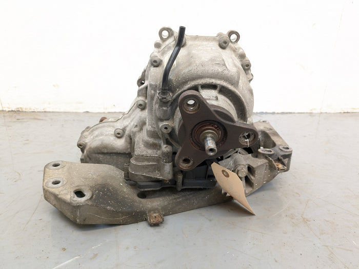 BMW F32 F30 F31 F33 F34 F36 4 & 3 Series Transfer Case W/ Motor 27108643149/27607542211