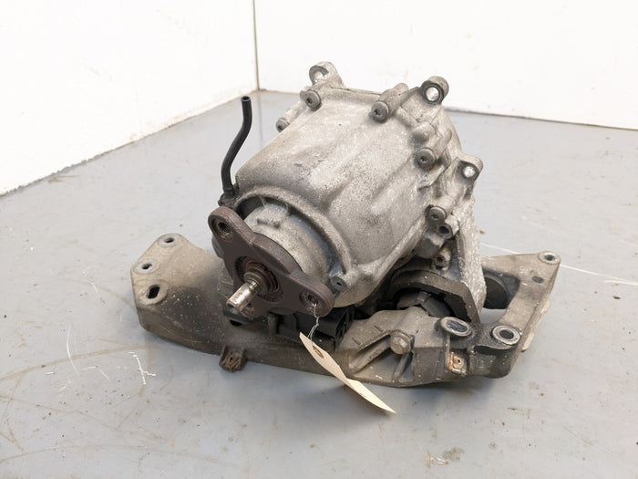 BMW F32 F30 F31 F33 F34 F36 4 & 3 Series Transfer Case W/ Motor 27108643149/27607542211