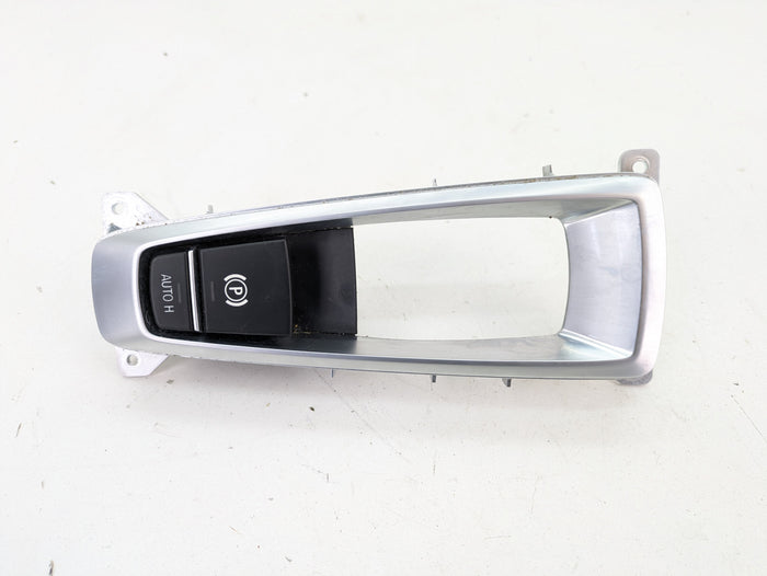 BMW F15 X5/F16 X6 35ix Parking Brake & Auto Hold Button W/Trim 9355232/9252113