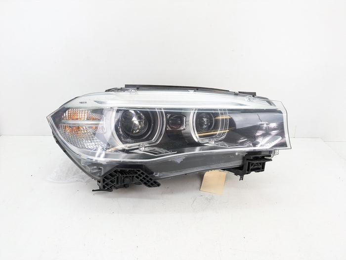 BMW F15 X5/F16 X6 35iX Right/Passenger Side Adaptive Xenon Headlight 7410682 *DAMAGED*