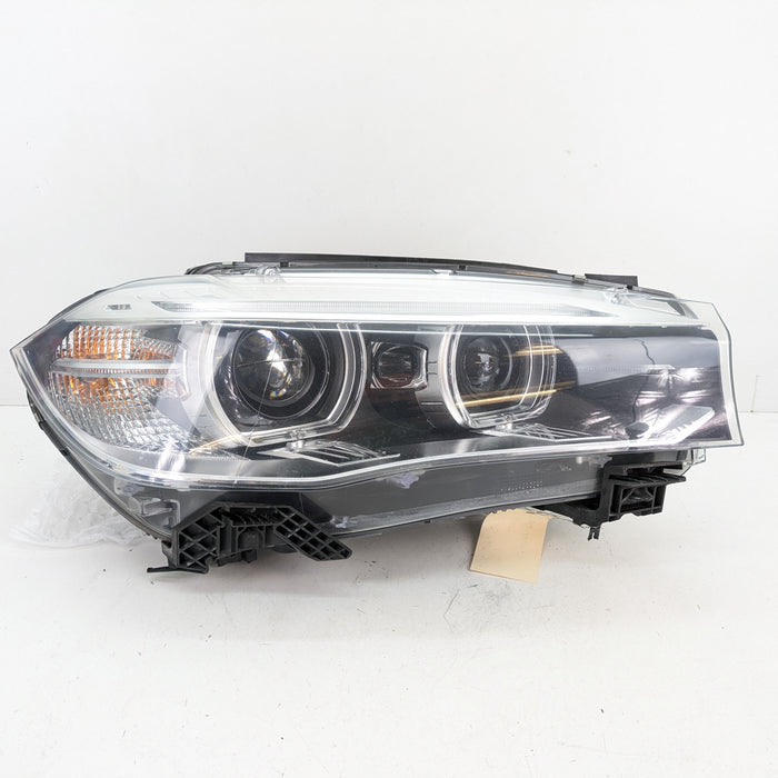 BMW F15 X5/F16 X6 35iX Right/Passenger Side Adaptive Xenon Headlight 7410682 *DAMAGED*
