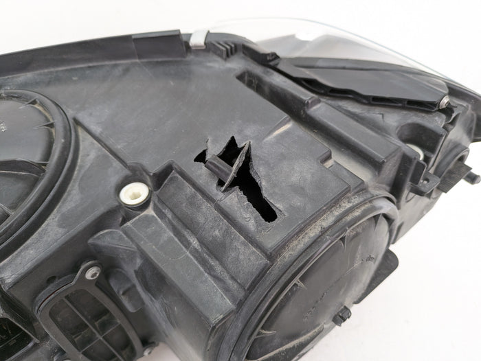 BMW F15 X5/F16 X6 35iX Right/Passenger Side Adaptive Xenon Headlight 7410682 *DAMAGED*