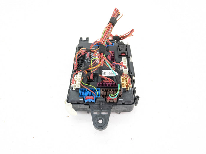 BMW F15 X5/F16 X6 35iX Rear Power Distribution Fuse Box 9316569
