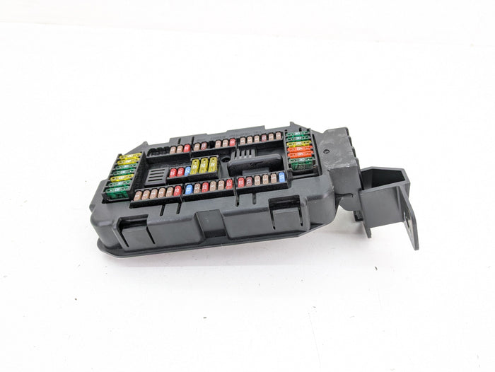 BMW F15 X5/F16 X6 35iX Front Power Distribution Fuse Box 9316568