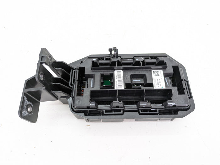 BMW F15 X5/F16 X6 35iX Front Power Distribution Fuse Box 9316568