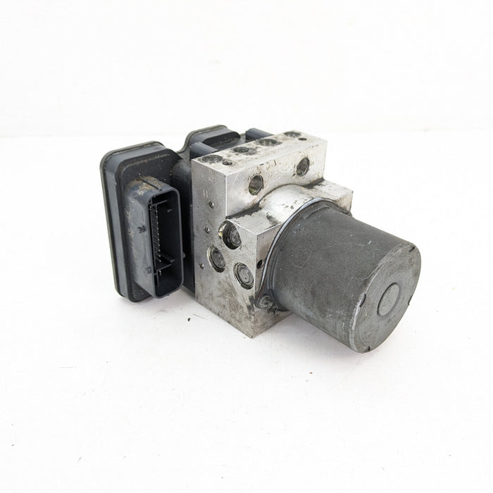 BMW F15 X5/F16 X6 35iX ABS/DSC Pump Control Module 6864798