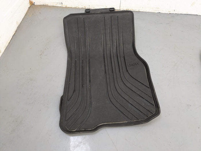 BMW F15 X5 35iX Rubber/Winter Floor Mat Set 51472347728 *DAMAGED*