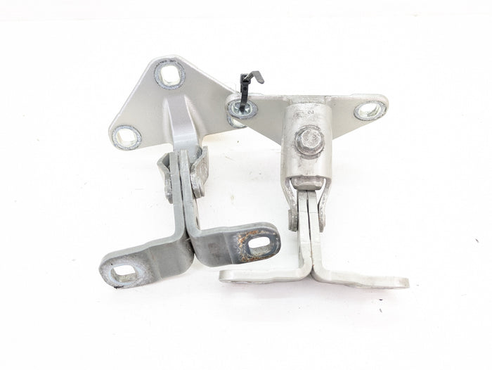 BMW F15 X5 35iX Left/Right Lower Hatch/Tailgate Hinge Set Mineral Silver Metallic (A14) 7352697/41007378126