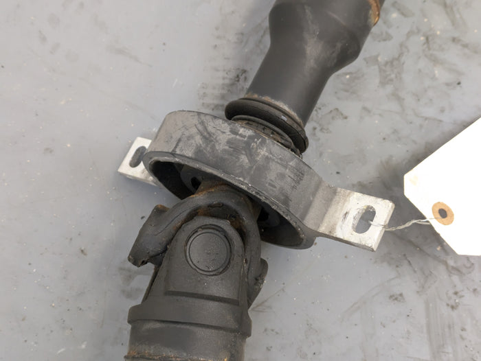 BMW F15 X5/F16 X6 35iX N55 AWD Rear Driveshaft 7589128