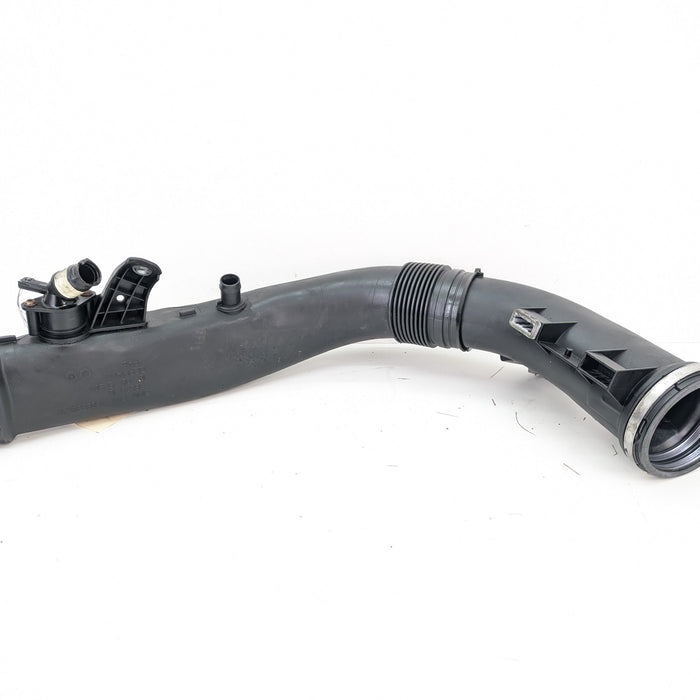 BMW F15 X5/F16 X6 35iX N55 Engine Air Filter Housing Upper Chargepipe 7605585