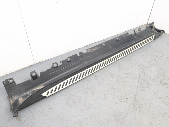 BMW F15 X5 35ix 50ix Right Side Skirt & Aluminum Footplate Step Mineral Silver 51777294384