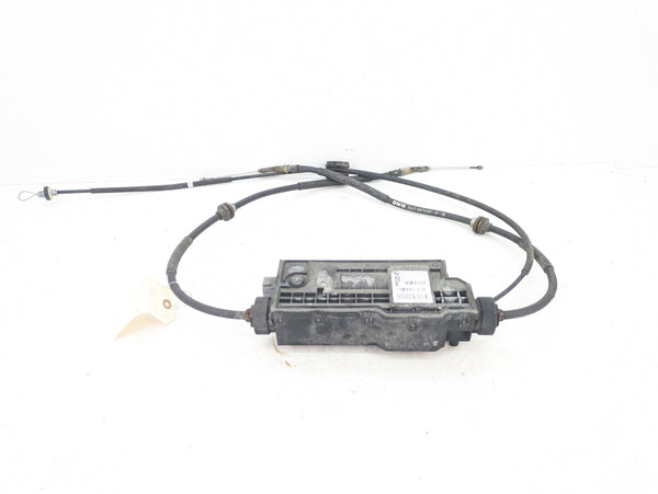 BMW F15 X5/F16 X6 35iX Parking Brake Actuator & Control Unit Module 6864546