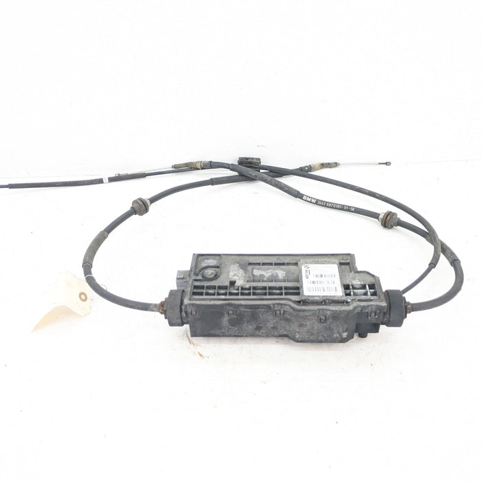 BMW F15 X5/F16 X6 35iX Parking Brake Actuator & Control Unit Module 6864546