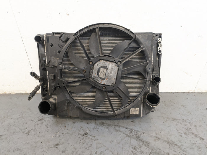 BMW E92 E90 E93 335i 335xi N54 Manual Radiator/AC Condenser/Intercooler/Fan 9169526/75617129/7545366