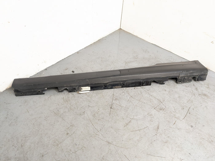 BMW E92 E93 335i 328i Pre-LCI Left/Driver Side Skirt Black Sapphire Metallic (475) *DAMAGED*