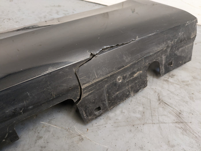 BMW E92 E93 335i 328i Pre-LCI Left/Driver Side Skirt Black Sapphire Metallic (475) *DAMAGED*