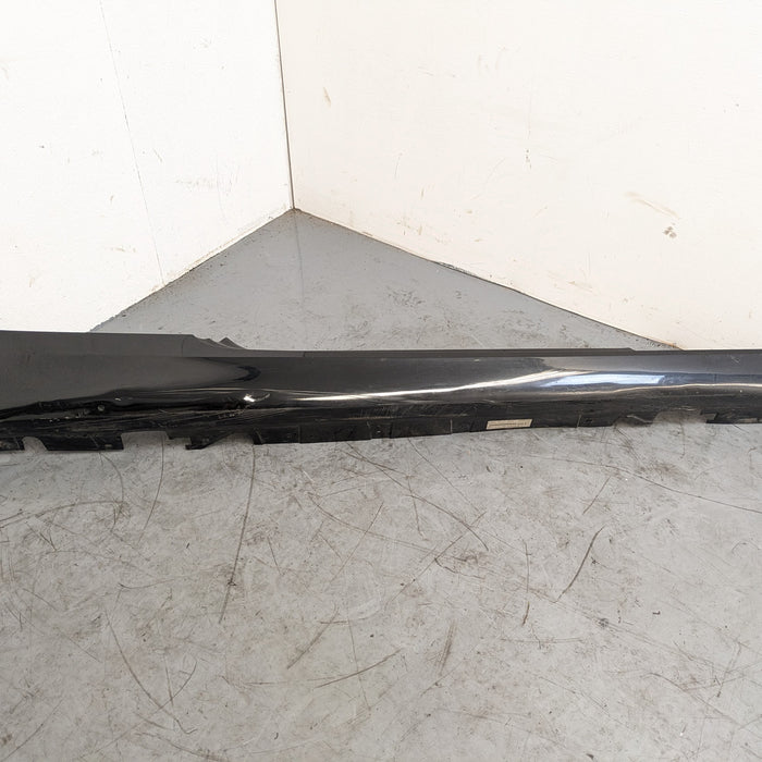 BMW E92 E93 335i 328i Pre-LCI Right/Passenger Side Skirt Black Sapphire Metallic (475) *DAMAGED*