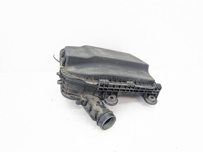 BMW E92 E93 E90 335i 335xi N54 Engine Air Intake Filter Box 7556547
