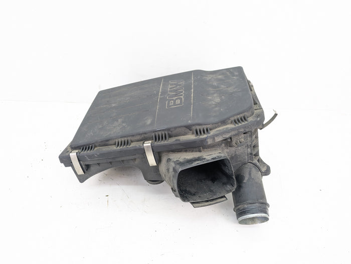 BMW E92 E93 E90 335i 335xi N54 Engine Air Intake Filter Box 7556547