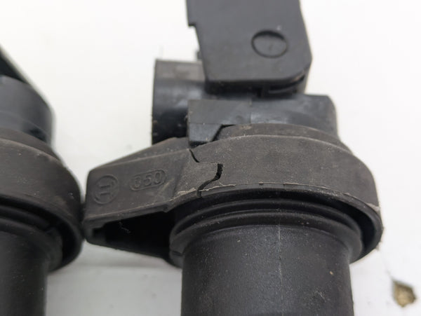 BMW E82 E88 E90 E91 E92 E93 M3 335i Ignition Coils Set of 4 8647689 *Damaged*