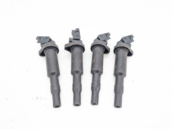 BMW E82 E88 E90 E91 E92 E93 M3 335i Ignition Coils Set of 4 8647689 *Damaged*