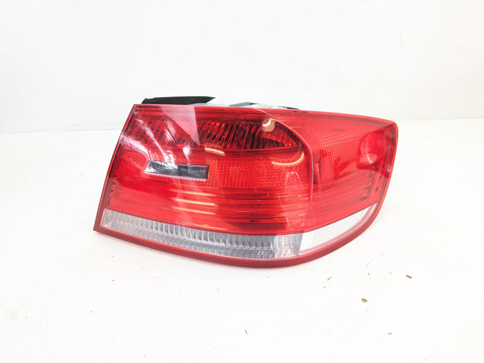 BMW E92 335i 328i M3 Pre-LCI Right Outer Quarter Panel Tail Light 7174404/7174408