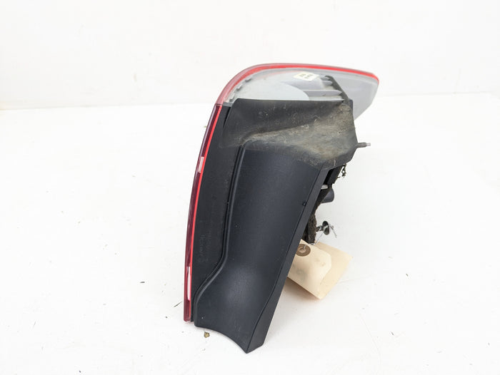 BMW E92 335i 328i M3 Pre-LCI Left Outer Quarter Panel Tail Light 7174403/7174407