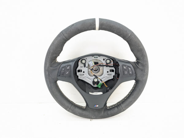 BMW E92 E90 E91 E93 3 Series/E82 E88 1 Series M Sport Manual Steering Wheel 7839075 *NOTE*