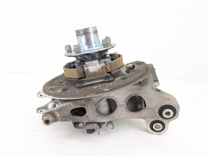 Porsche 991.2 911 GTS Rear Right Center Lock Knuckle/Spindle/Hub 99133160701/99133161203