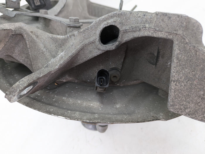Porsche 991.2 911 GTS Rear Right Center Lock Knuckle/Spindle/Hub 99133160701/99133161203