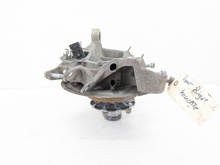 Porsche 991.2 911 GTS Rear Right Center Lock Knuckle/Spindle/Hub 99133160701/99133161203