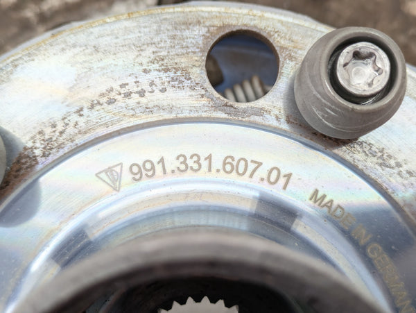 Porsche 991.2 911 GTS Rear Right Center Lock Knuckle/Spindle/Hub 99133160701/99133161203
