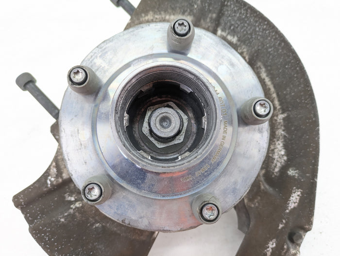 Porsche 991.2 911 GTS Front Right Center Lock Knuckle/Spindle/Hub 99134160701/9P1407313/99134165805