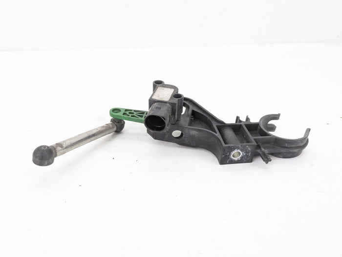 Porsche 991.2 911 GTS Front Headlight Level Sensor & Bracket 99110641303