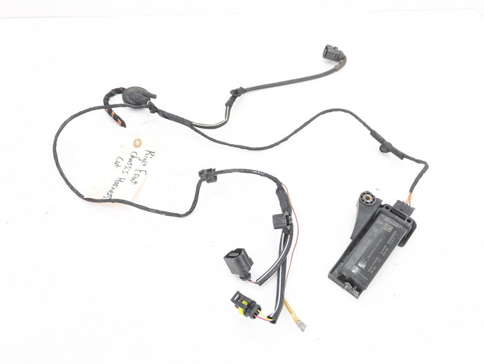 Porsche 991.2 911 GTS Right/Passenger Side Front Chassis Wiring Harness & TPMS Module 7PP907273M *DAMAGED*