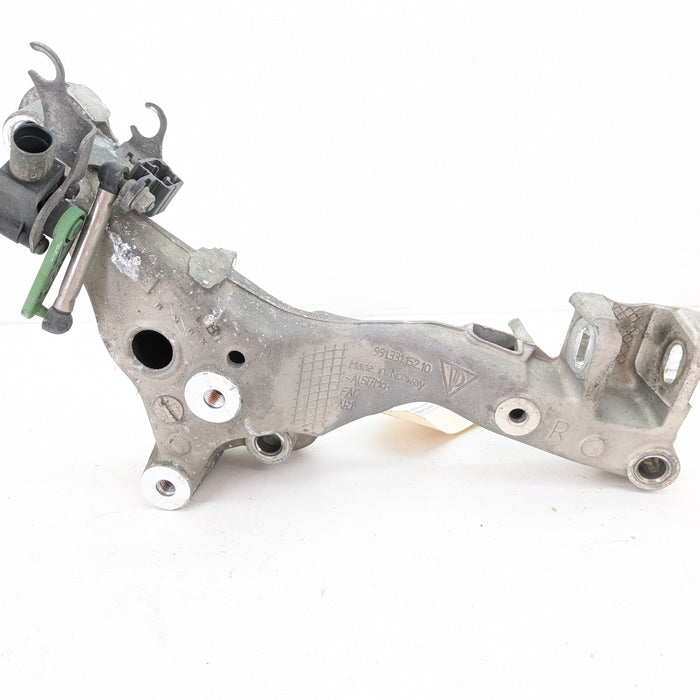 Porsche 991.2 911 GTS Right/Passenger Side Rear Lower Suspension Bracket 99133115210