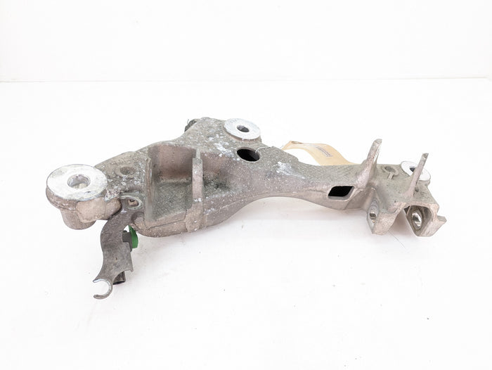 Porsche 991.2 911 GTS Right/Passenger Side Rear Lower Suspension Bracket 99133115210