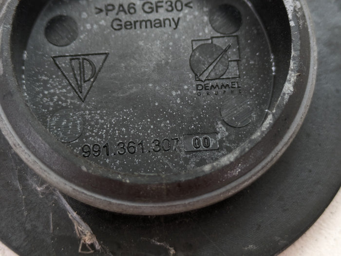 Porsche 991.2 911 GTS Center Lock Wheel Nut Bolt Lug #1 & Cap 99136118190/99136130700