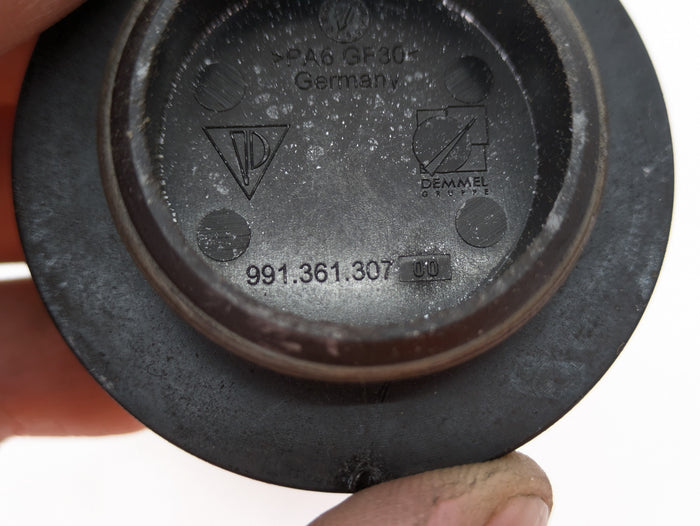 Porsche 991.2 911 GTS Center Lock Wheel Nut Bolt Lug #2 & Cap 99136118190/99136130700