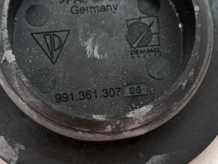 Porsche 991.2 911 GTS Center Lock Wheel Cap Cover Emblem 99136130700 *DAMAGED*