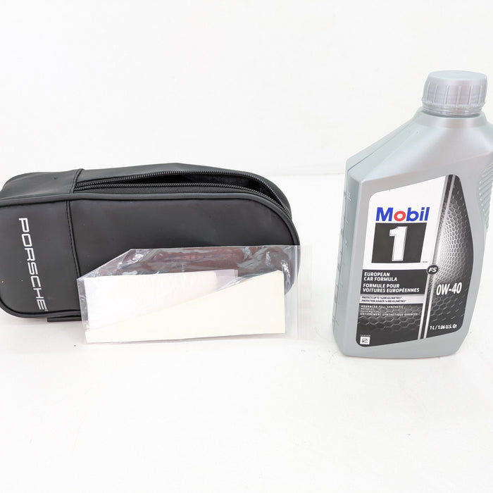 Porsche 991.2 911 GTS Emergency Oil Kit & Leather Case