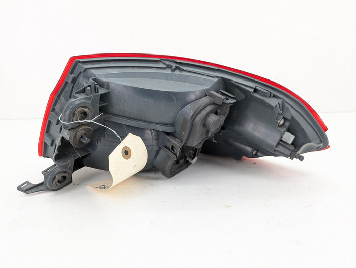 BMW F32 F36 F33 4 Series Pre-LCI Left/Driver Side Outer Tail Light 7296099 *DAMAGED*