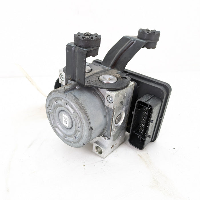 BMW F32 435xi ABS Pump Control Module 6868319