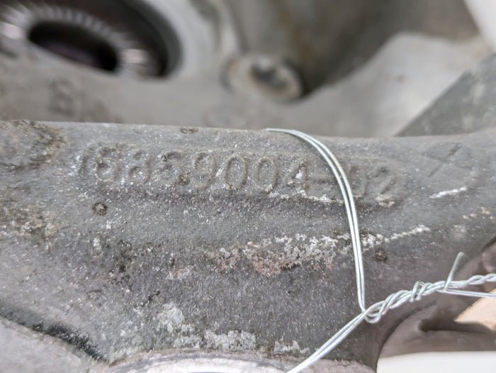 BMW F32 F33 F36 4 Series AWD Right/Passenger Side Front Spindle/Hub/Knuckle 6859004